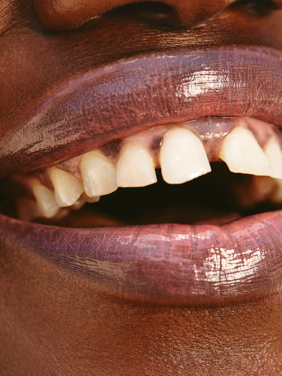 Balmy Gloss Tinted Lip Oil - savin'skin